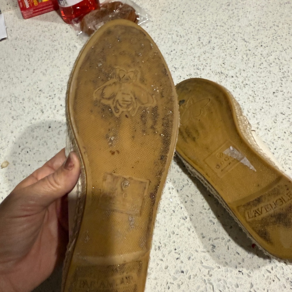 Gucci Women's Beige Espadrilles with Logo - Picture 6 of 11